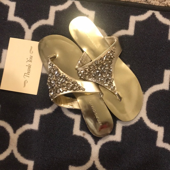 Arturo Chiang Shoes - Arturo Chiang Gold Jeweled flip-flops